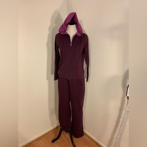 GUC Hanes Style Plum Hoodie Zip Jacket and Pants Set - Medium